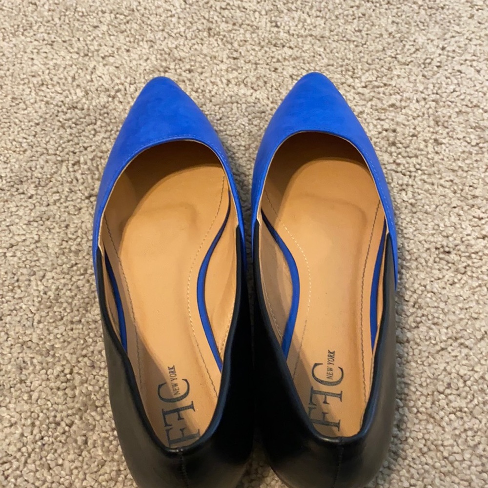 Multi color FFC NEw York pointed flates
